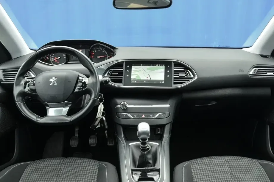 Peugeot 308 BlueHDi 130 Stop & Start Allure Business-Paket — imagine 5