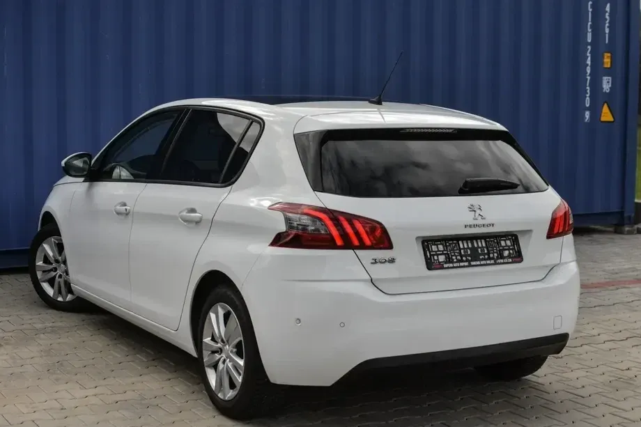 Peugeot 308 BlueHDi 130 Stop & Start Allure Business-Paket — imagine 2