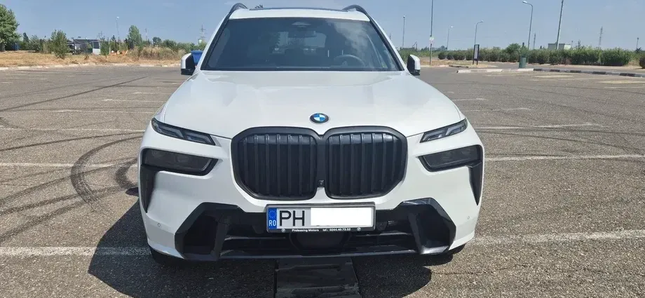 BMW X7 — imagine 2