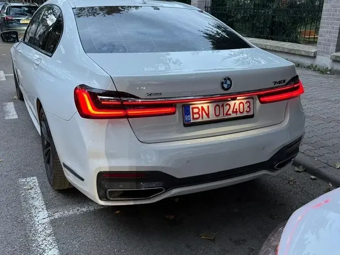 BMW Seria 7 G11/G12 740Li xDrive