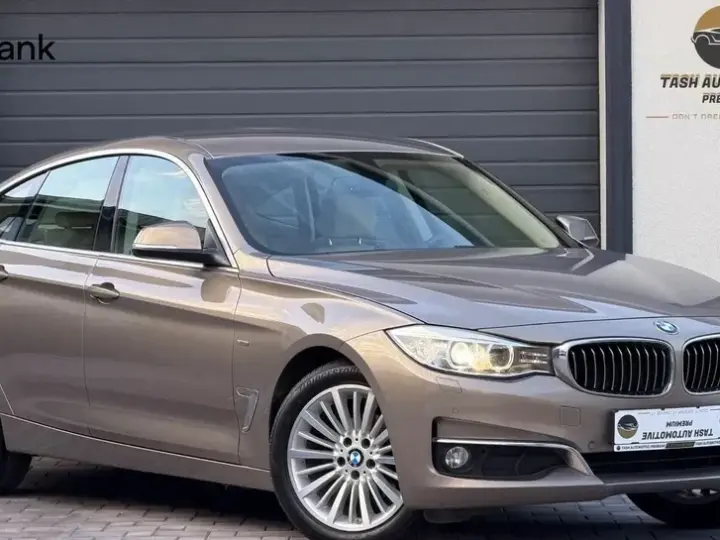 BMW Seria 3 F30/F31/F34 318d Aut. Luxury Line