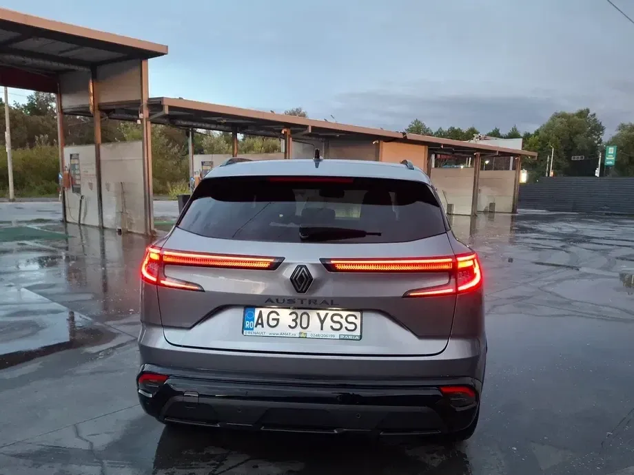 Renault Austral 160 MHEV Esprite Alpine — imagine 4