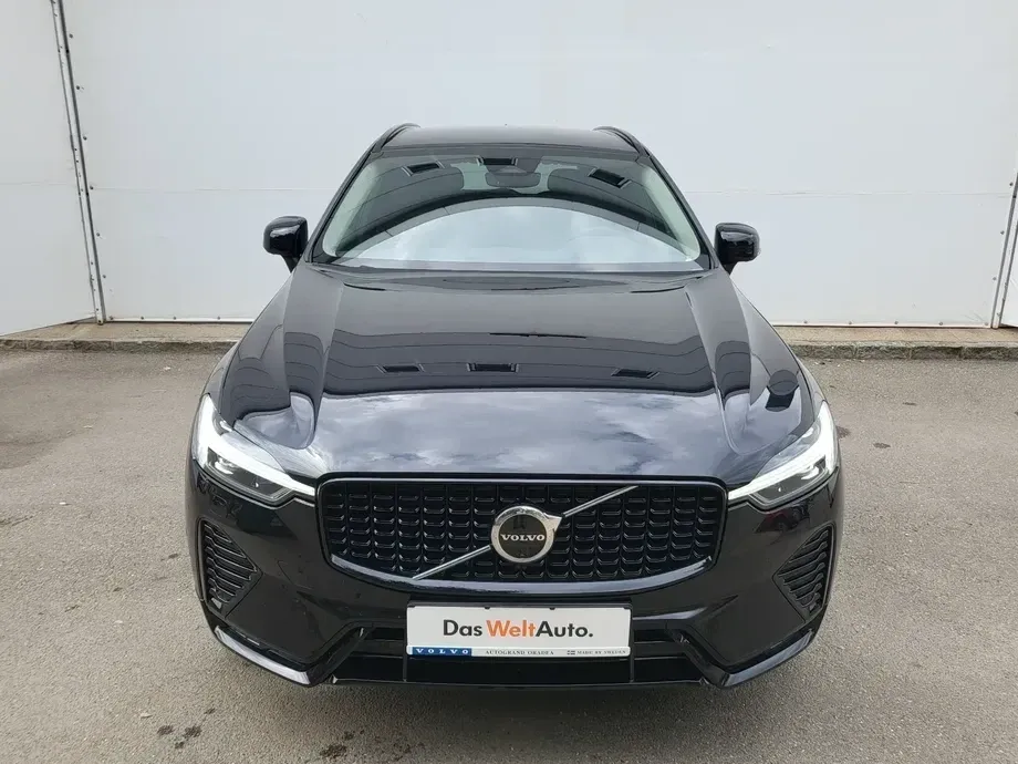 Volvo XC 60 II B5 AT AWD MHEV Plus Dark — imagine 2