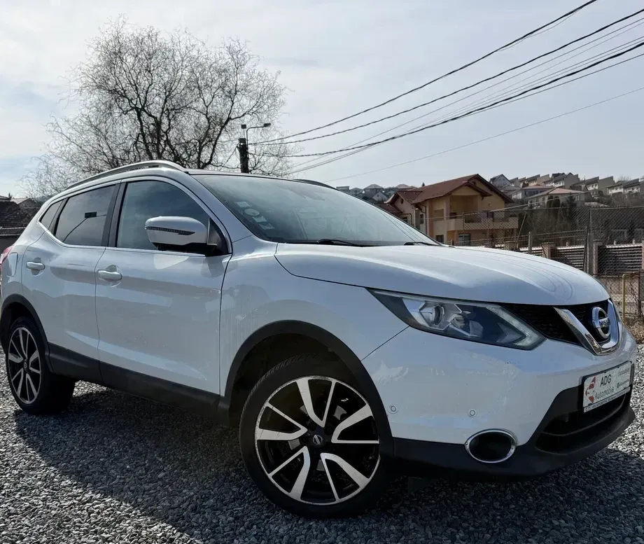 Nissan Qashqai 1.6 DCI TEKNA+ — imagine 2