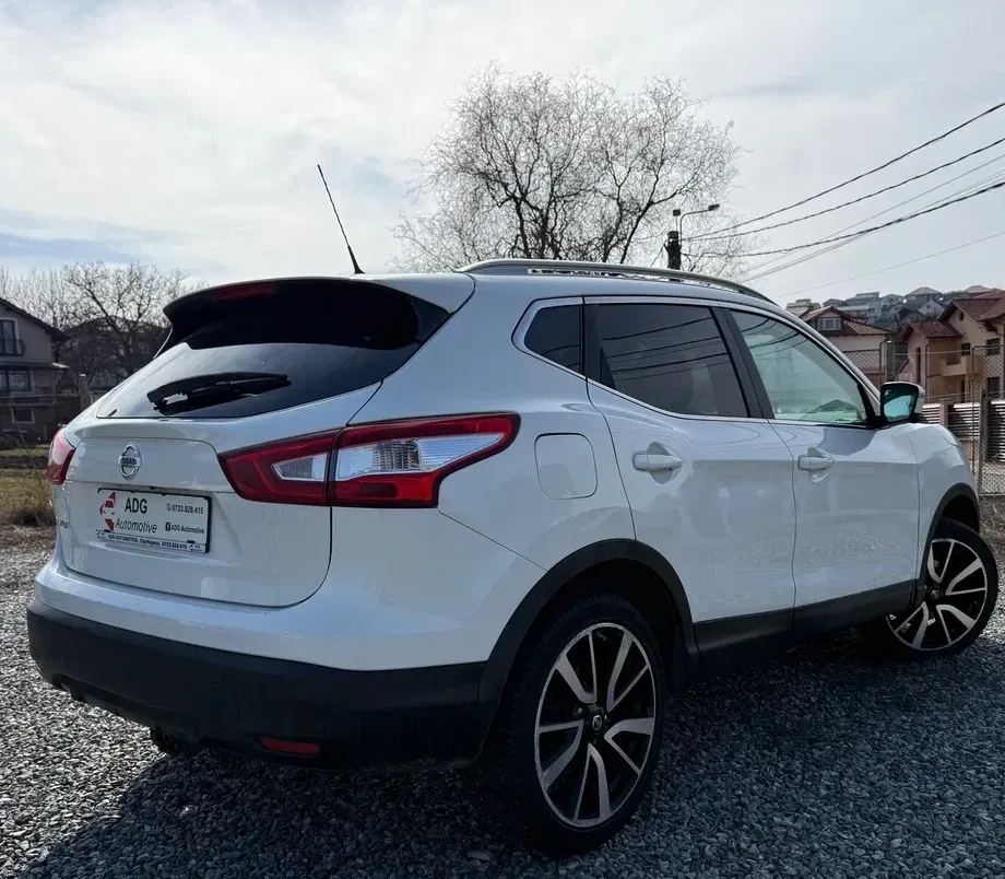 Nissan Qashqai 1.6 DCI TEKNA+ — imagine 3