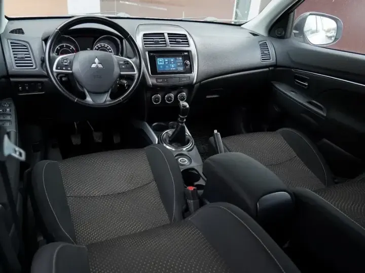 Mitsubishi ASX 1.8 DI-D 4WD Intense