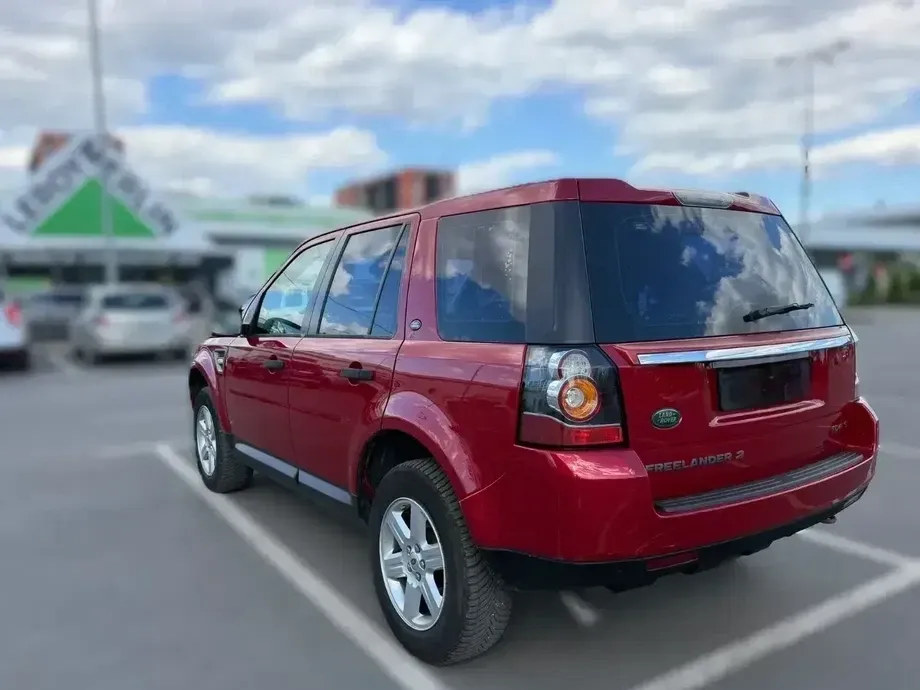 Land Rover Freelander II — imagine 2