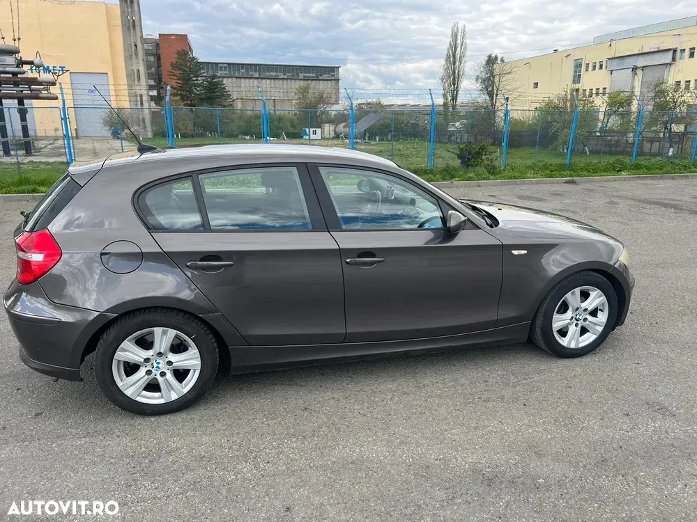 BMW Seria 1 E81/E82/E87/E88 [2004 - 2011] — imagine 6