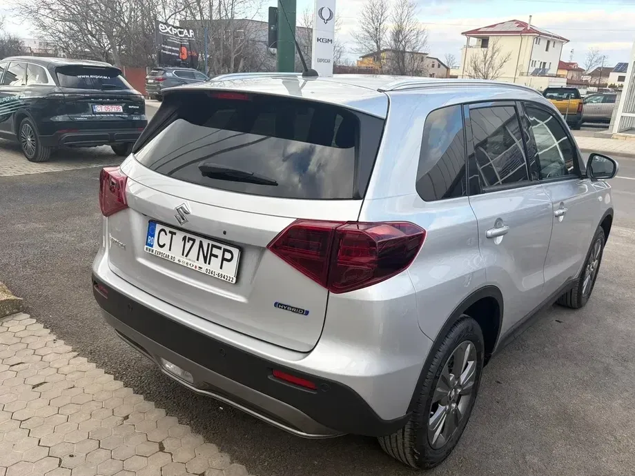 Suzuki Vitara III 1.5 HEV Passion — imagine 4