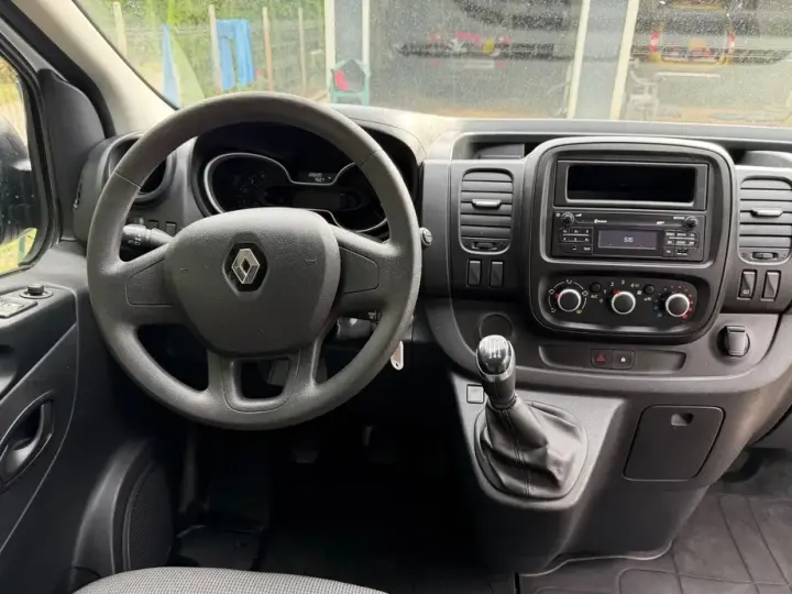 Renault Trafic 2.0 Blue dCi 120 Combi L2H1 8+1 locuri Authentique