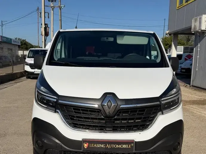 Renault Trafic 2.0 Blue dCi 120 Combi L2H1 8+1 locuri Authentique