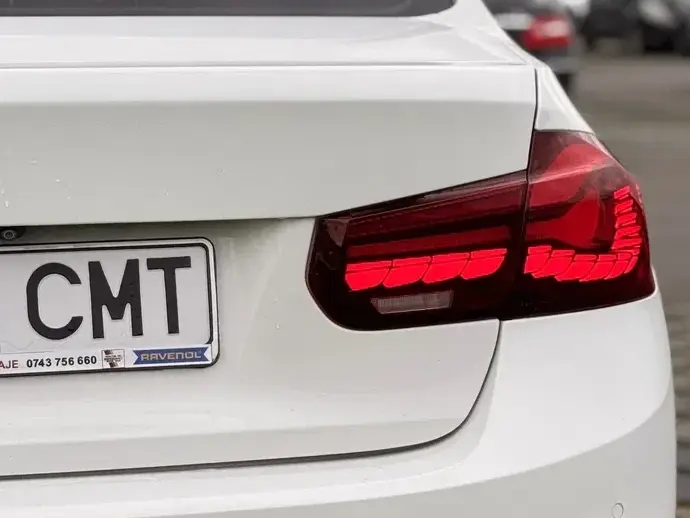 BMW Seria 3 F30/F31/F34 320i Aut.