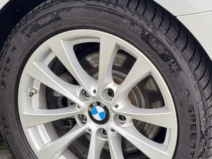 BMW Seria 3 F30/F31/F34 320i Aut.