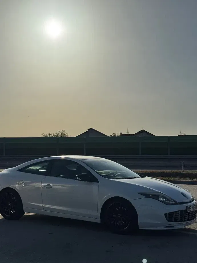 Renault Laguna III — imagine 2