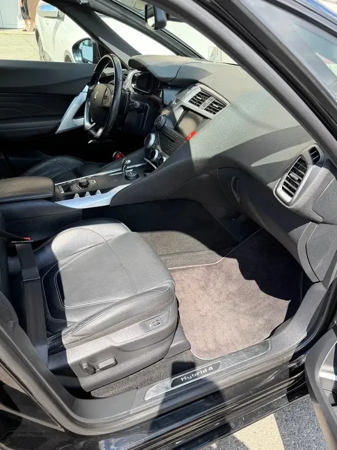 Citroën DS5 2.0 HYbrid4 Airdream So Chic — imagine 6