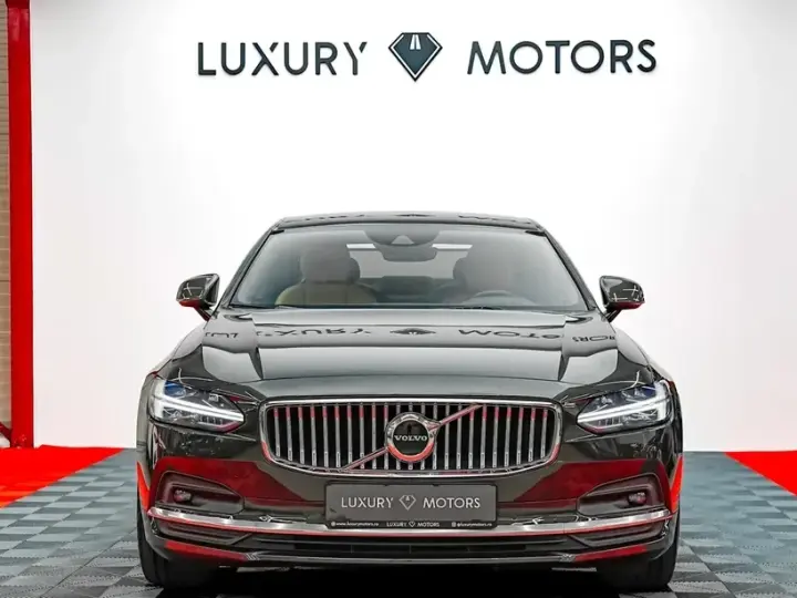 Volvo S90 B4 MHEV AT Plus Bright