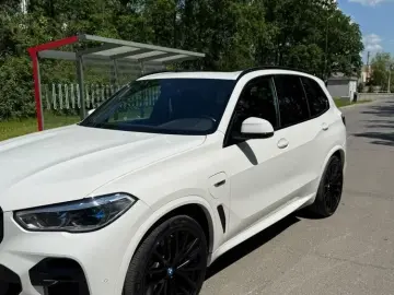 BMW X5 G05 xDrive45e