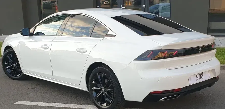 Peugeot 508 II BlueHDi 130 Allure — imagine 4