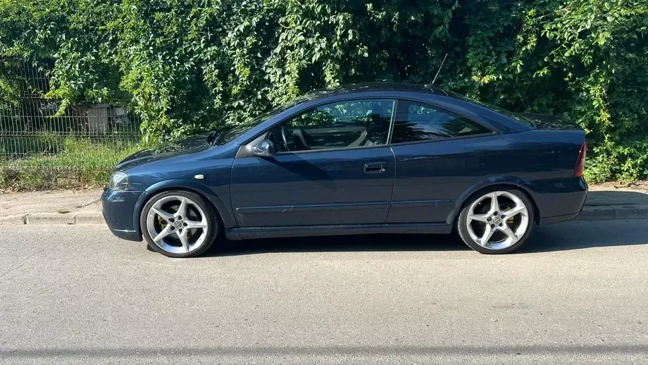 Opel Astra G Cabrio 2.0 16V Turbo Bertone — imagine 4