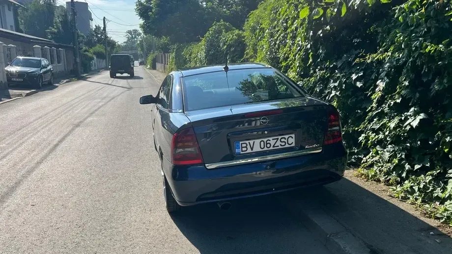 Opel Astra G Cabrio 2.0 16V Turbo Bertone — imagine 5