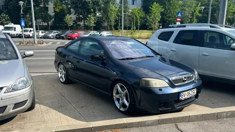 Opel Astra G Cabrio 2.0 16V Turbo Bertone — imagine 2