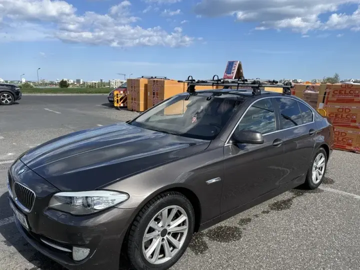 BMW Seria 5 F10/F11/F07 520d Aut.