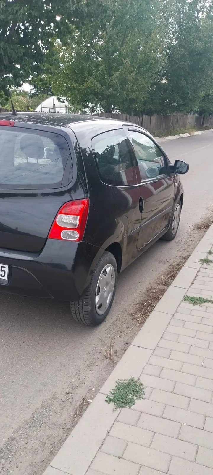 Renault Twingo 1.2 16V Trend — imagine 2