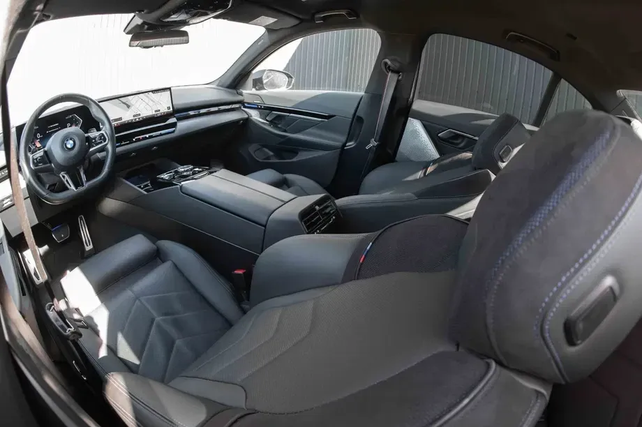 BMW Seria 5 G60/G61 520d AT MHEV — imagine 5