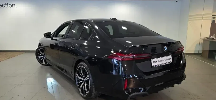 BMW Seria 5 520i AT MHEV — imagine 4