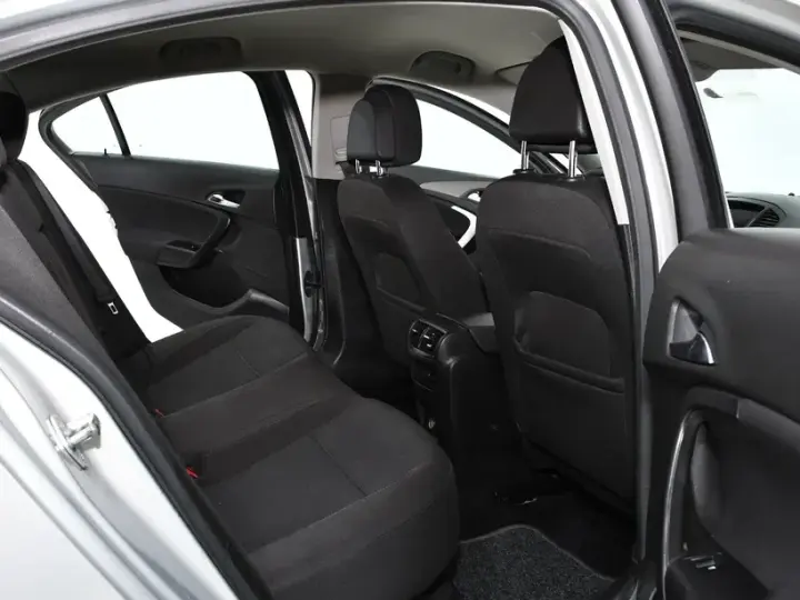 Opel Insignia B 1.6 Edition