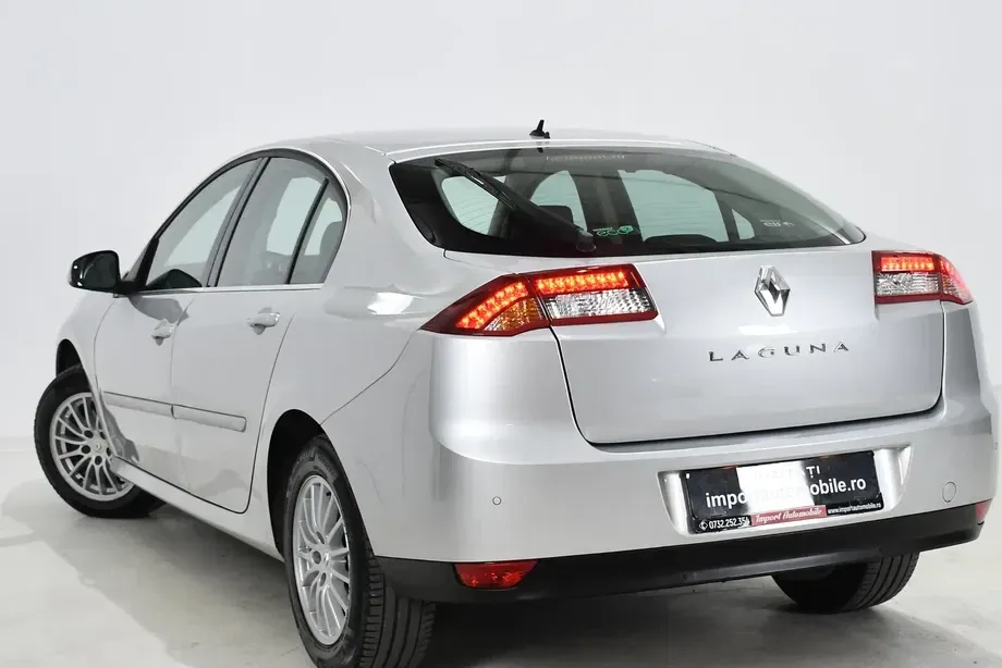 Renault Laguna III — imagine 2