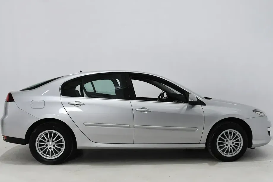 Renault Laguna III — imagine 3