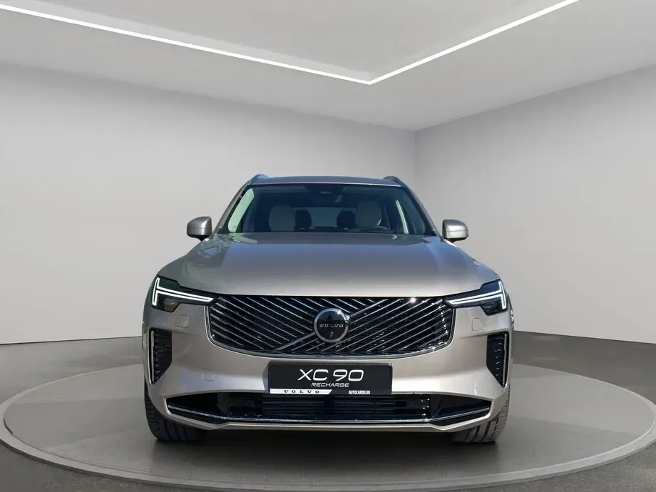 Volvo XC 90 II T8 AWD PHEV Plus Bright — imagine 4