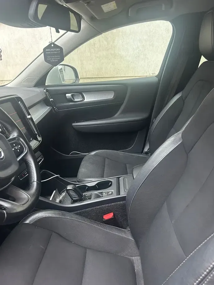Volvo XC 40 D3 Momentum — imagine 4