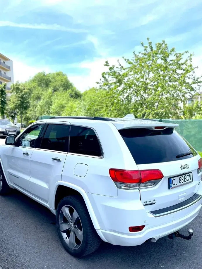 Jeep Grand Cherokee 3.0 V6 Multijet 4WD Automatik Overland — imagine 4