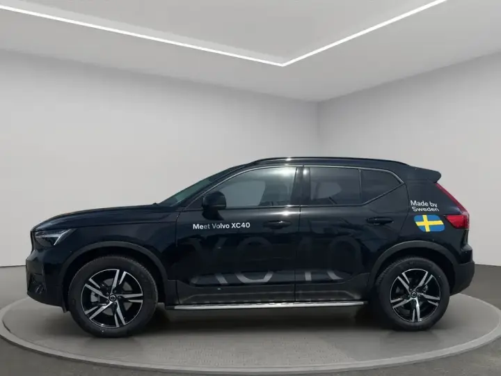Volvo XC 40 B4 AT FWD MHEV Plus Dark