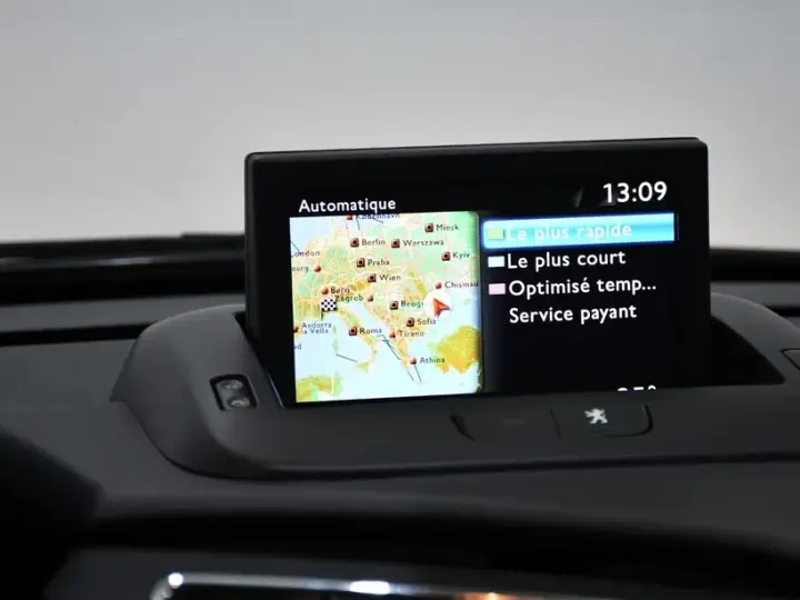 Peugeot 3008 I HYbrid4