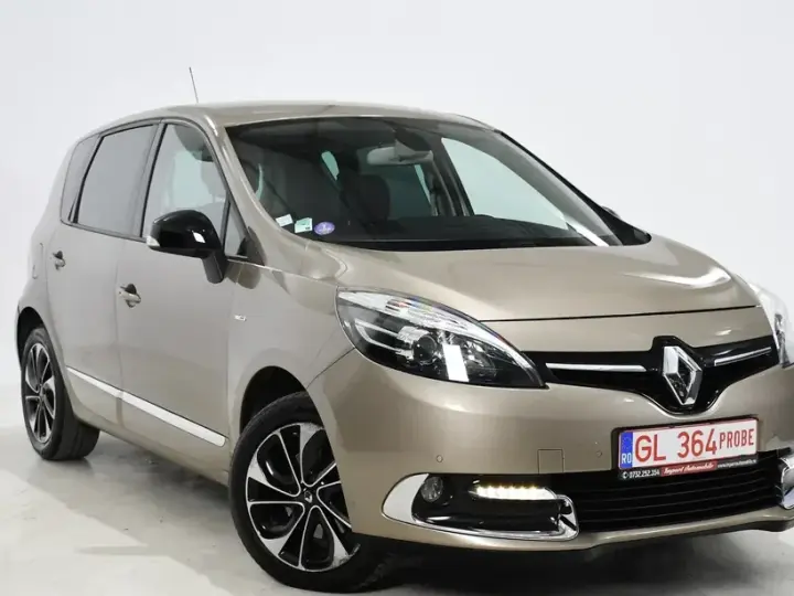 Renault Scénic III ENERGY TCe 130 BOSE EDITION