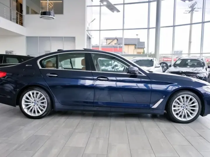 BMW Seria 5 G30/G31 530e Aut. Luxury Line