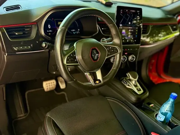 Renault Arkana E-TECH RS Line