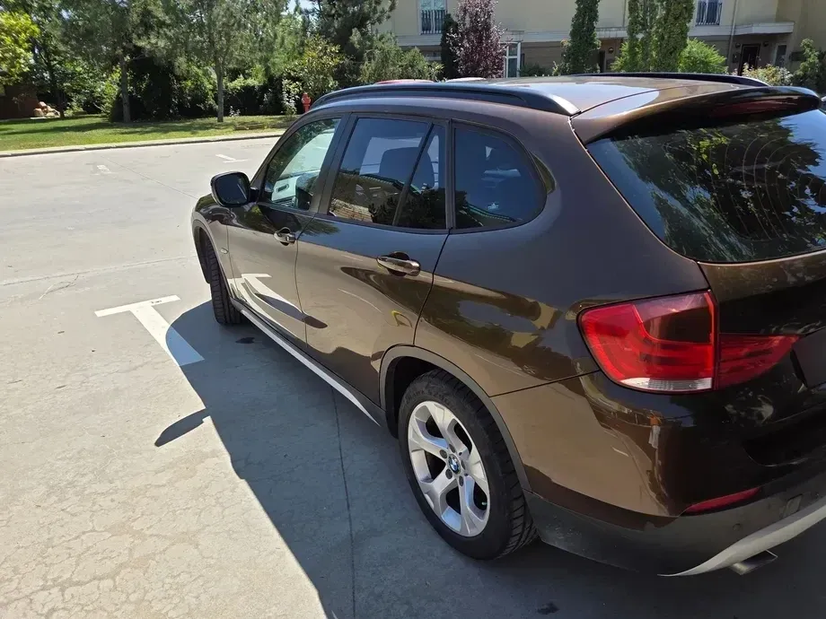 BMW X1 xDrive18d — imagine 5