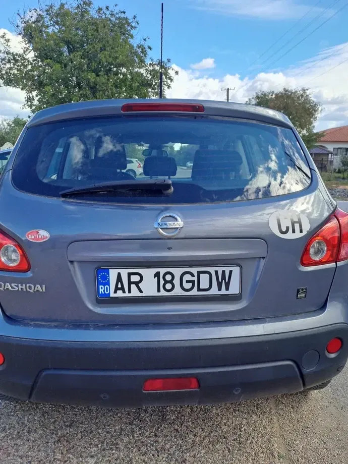 Nissan Qashqai 2.0 Tekna — imagine 2