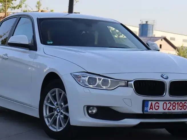 BMW Seria 3 F30/F31/F34 316i Modern Line