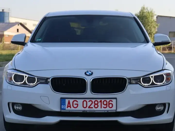 BMW Seria 3 F30/F31/F34 316i Modern Line