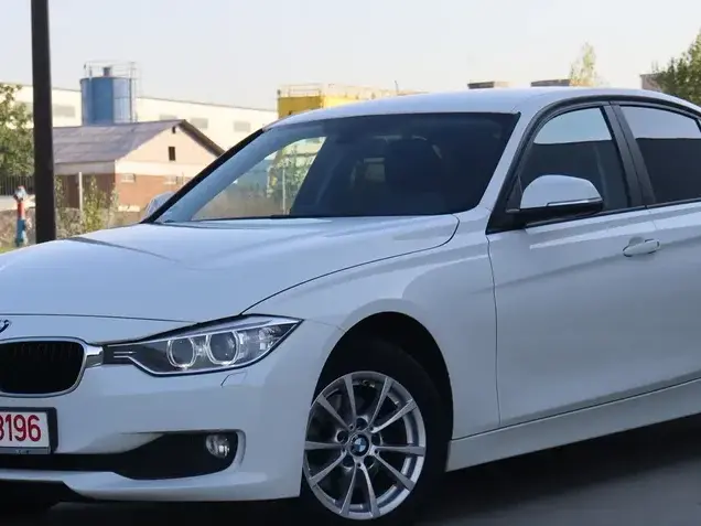 BMW Seria 3 F30/F31/F34 316i Modern Line