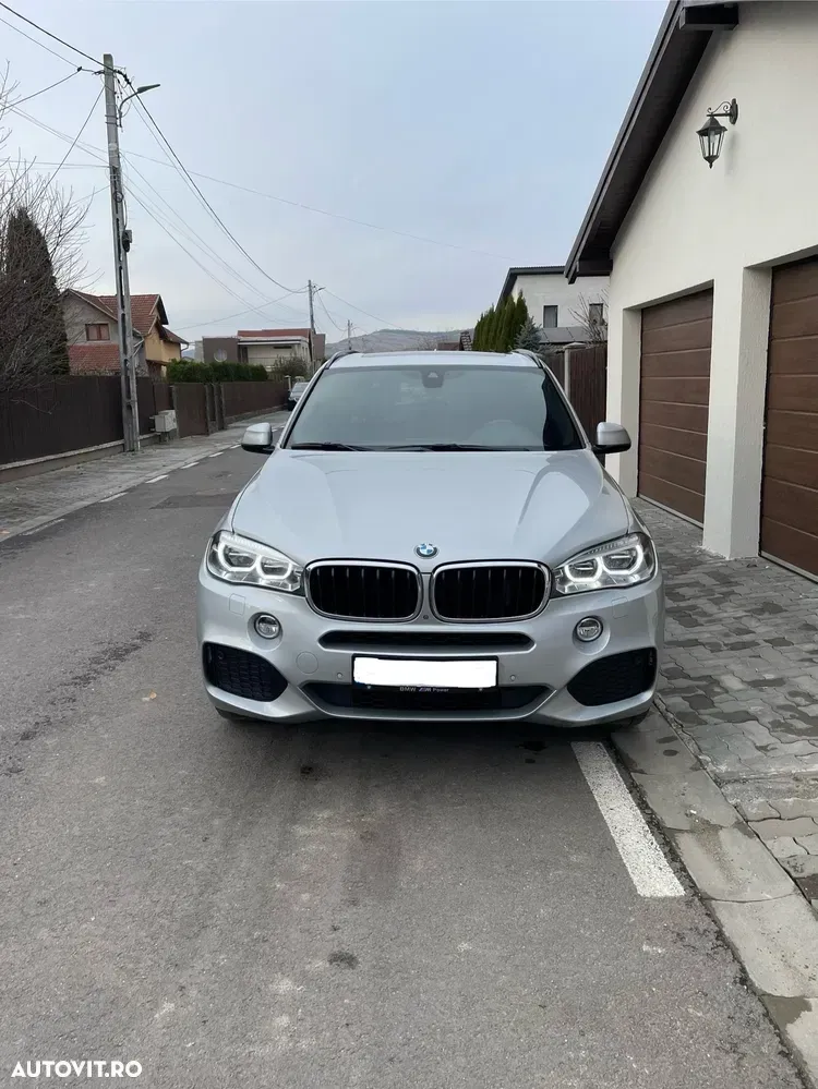 BMW X5 xDrive30d — imagine 2