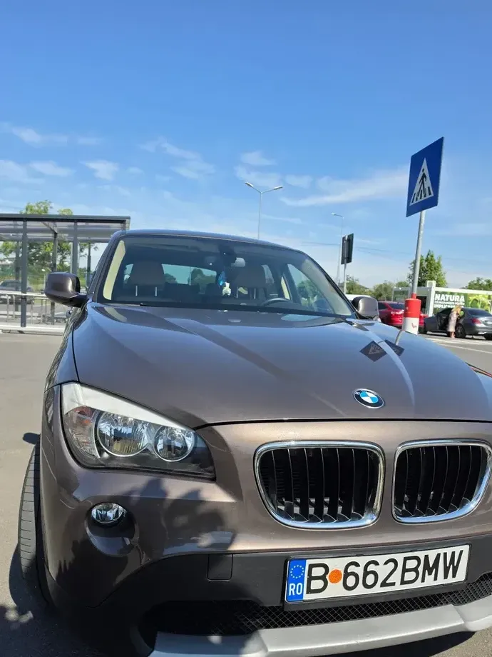 BMW X1 sDrive18d — imagine 2