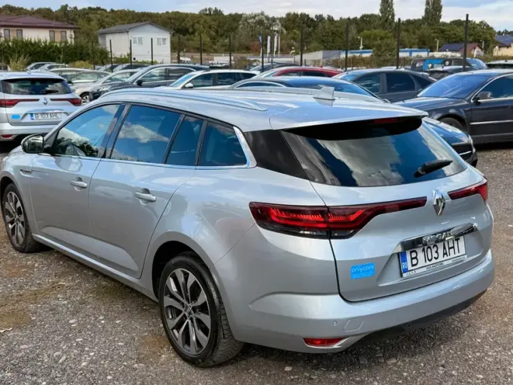Renault Mégane IV TCe 140 GPF EDC INTENS
