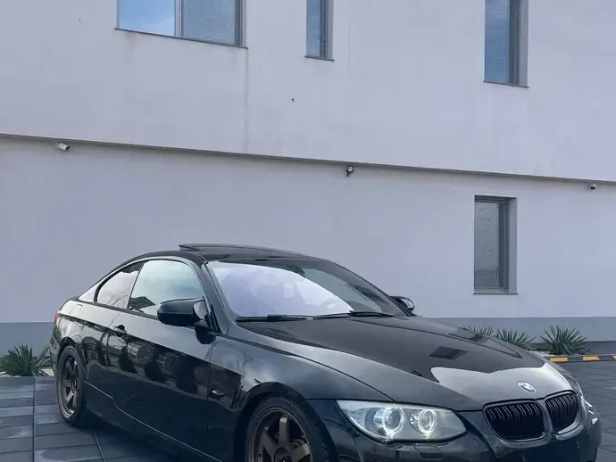 BMW Seria 3 E90/E91/E92/E93 335i xDrive