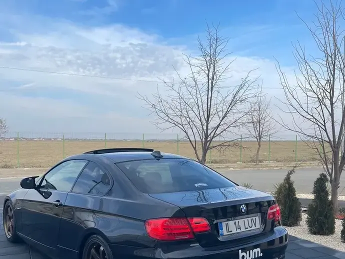BMW Seria 3 E90/E91/E92/E93 335i xDrive